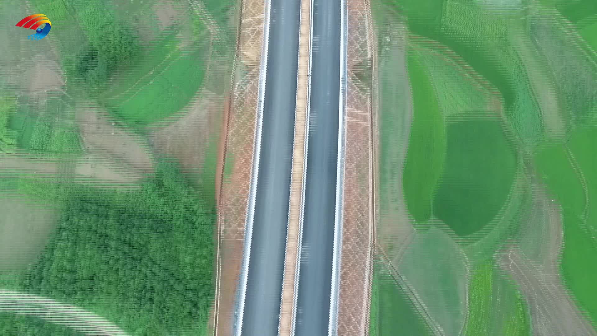 東安：破解項(xiàng)目建設(shè)難題  永東城際快線月底通車(chē)