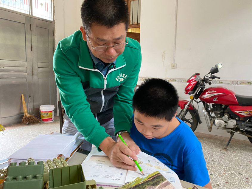 塘复学校：我为群众办实事 送教上门暖人心