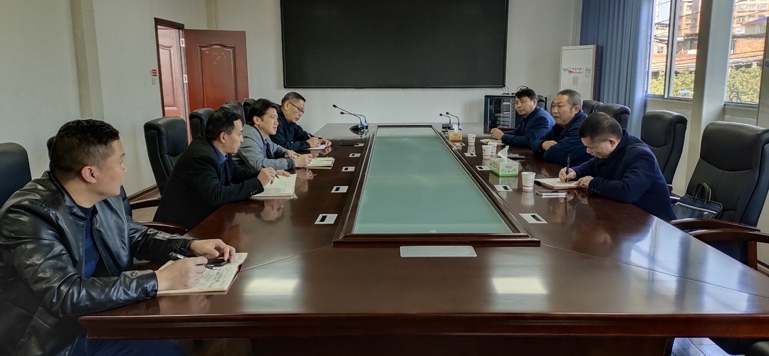 何挺松调研东安退役军人事务工作