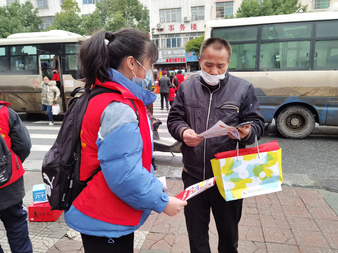 湖南东安：新春禁毒宣传“上路行动”护平安