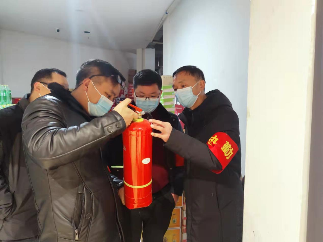 芦洪市镇打响春节消防安全保卫战