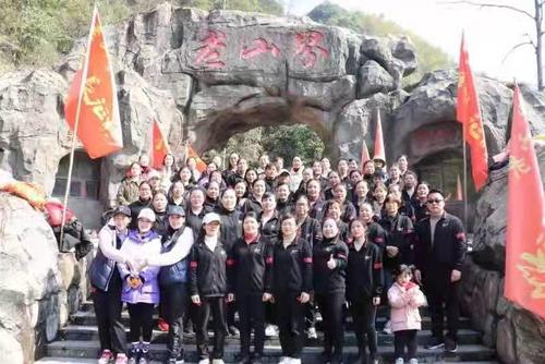 東安澄江中學：慶三八婦女節紅色文化學習和趣味體育活動并舉