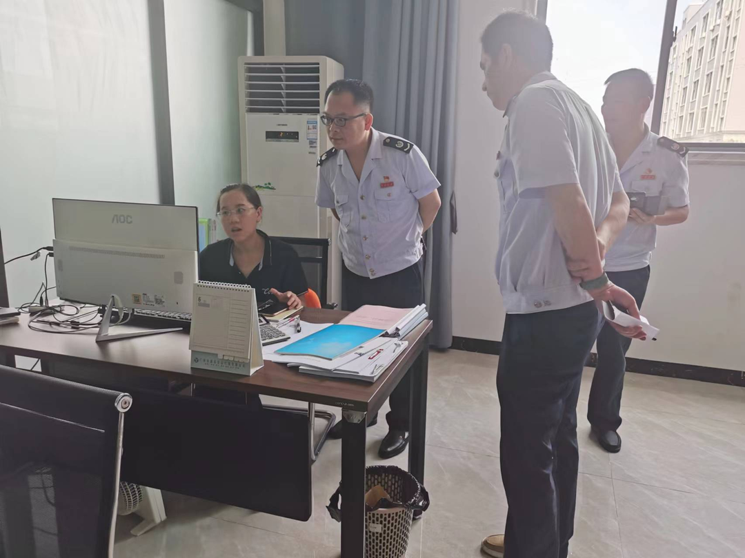 东安税务：“点对点”开展  全电发票受票辅导