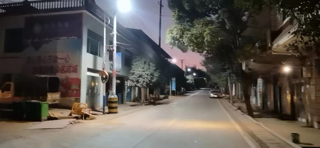 水嶺鄉：“點亮”路燈暖人心