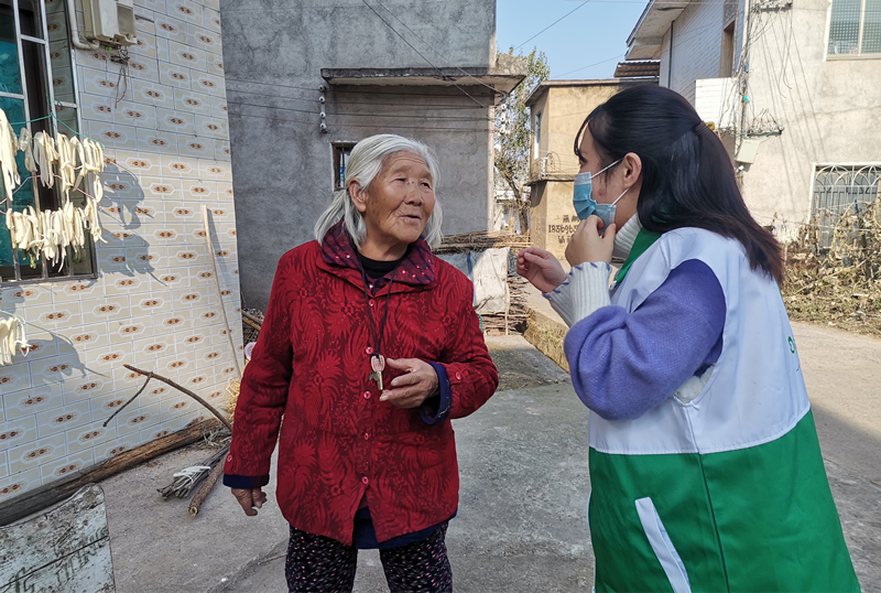 大盛鎮：走訪(fǎng)慰問(wèn)高齡老人，濃濃關(guān)懷暖人心