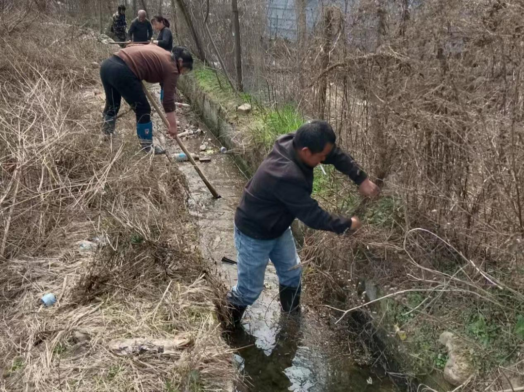 新圩江鎮(zhèn)：疏通灌溉水渠，助力春耕備耕