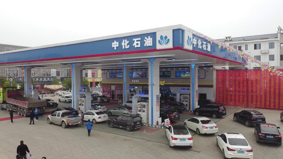 县商务局开展促消费保民生活动