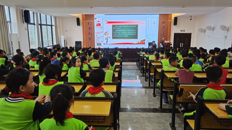 东安：防欺凌防性侵  学法律护成长