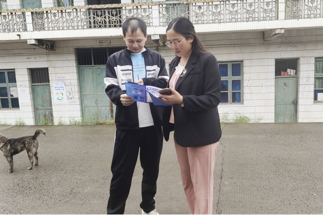 花桥镇：多举措推广“湘易办” 让群众办事更简单