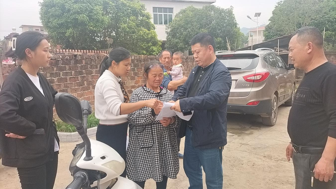鹿马桥镇：党建引领推动道路交通持续向好