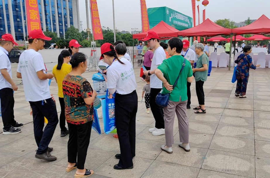 东安：聚焦节点 宣传推广“湘易办”超级服务端