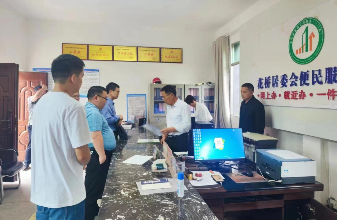 花桥镇开展道路交通和防溺水督查