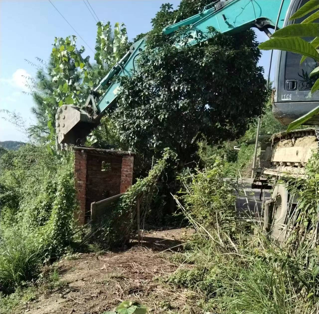 横塘镇：旱厕拆了 村庄美了