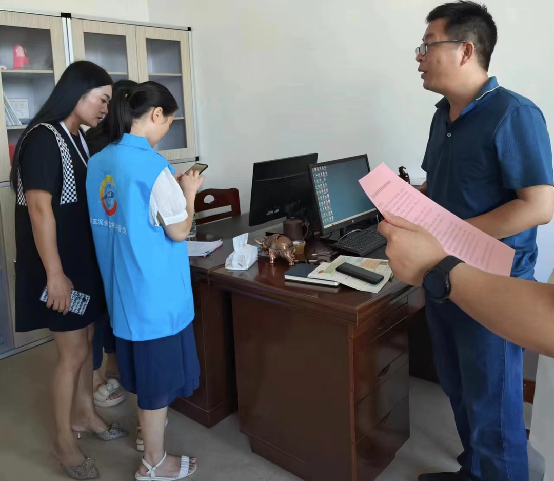白牙市鎮龍溪社區：開展經濟普查 助力經濟發展