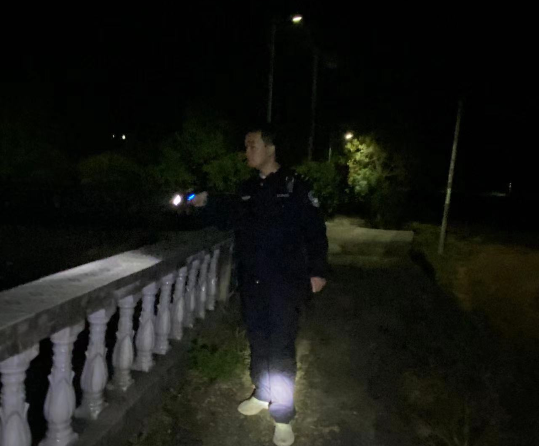 東安警方依托永州“快反135”群防平臺，快速找回走失女孩