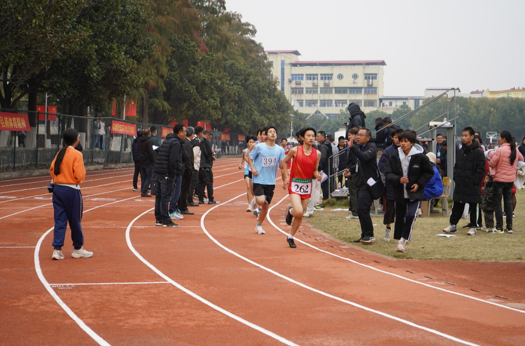 東安縣舉辦第二十三屆中小學(xué)生運(yùn)動(dòng)會(huì)