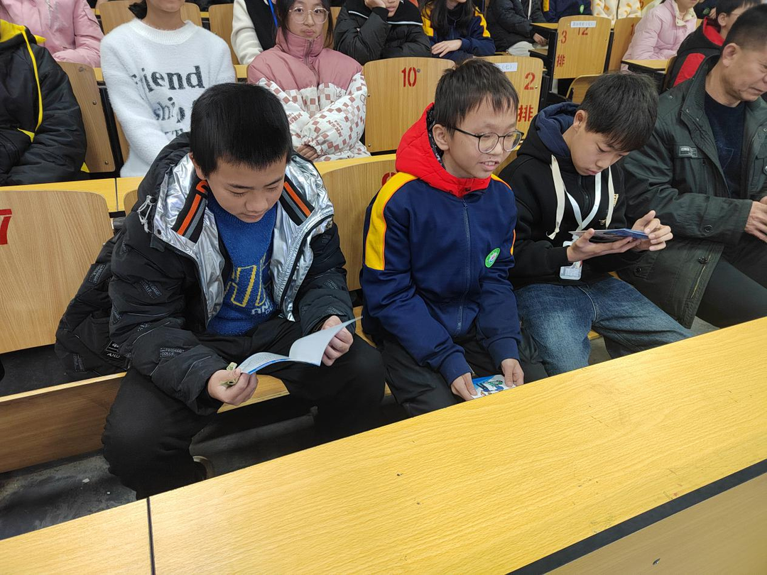 东安交警开展寒假道路交通安全第一课宣传教育活动