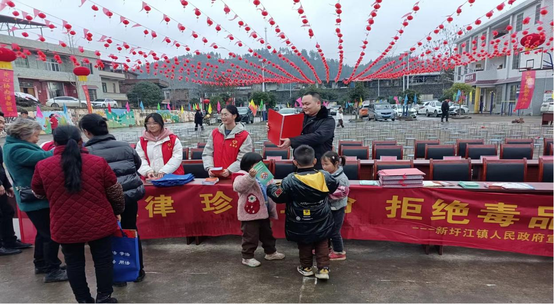 新圩江镇：禁毒宣传不停歇