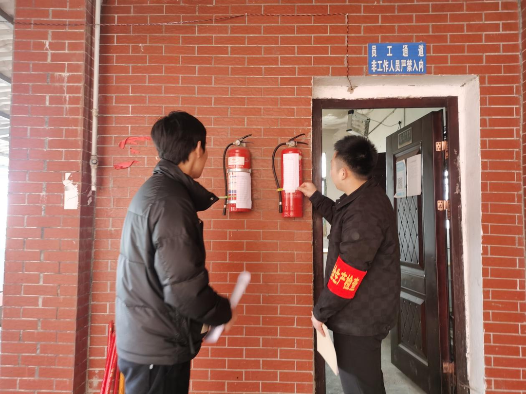 大盛镇：政警联合 全力织密校园安全“防护网”