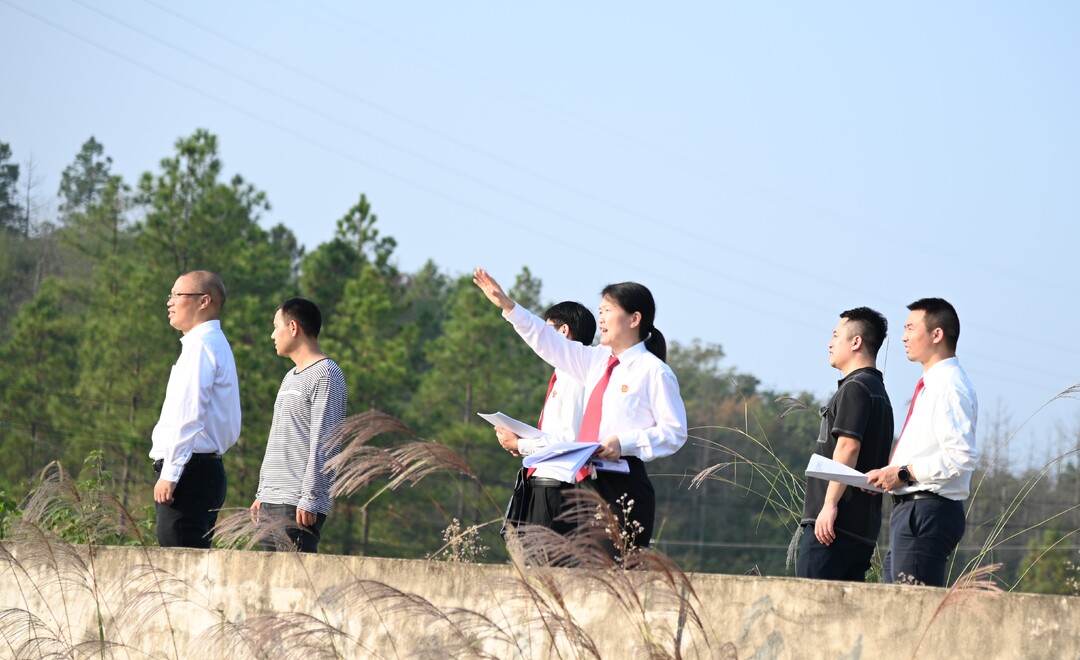 東安法院：現場(chǎng)了解案件事實(shí) 確保案件審判公平公正