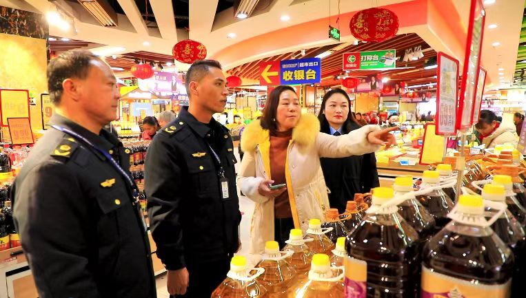 新春走基層 | 東安：開展“年關守護”行動 為春節市場保駕護航