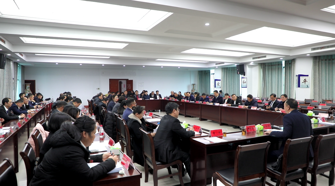 【聚焦兩會(huì )】政協(xié)東安縣第十屆委員會(huì )第五次會(huì )議各討論組開(kāi)展分組討論