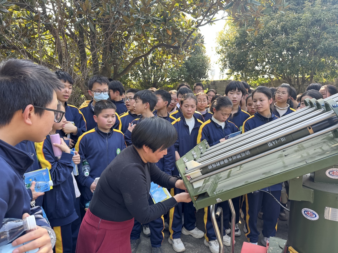 东安县开展世界气象日科普活动