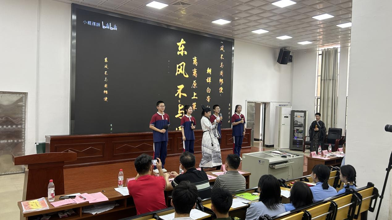 東安縣樹德中學開展閱讀分享會活動