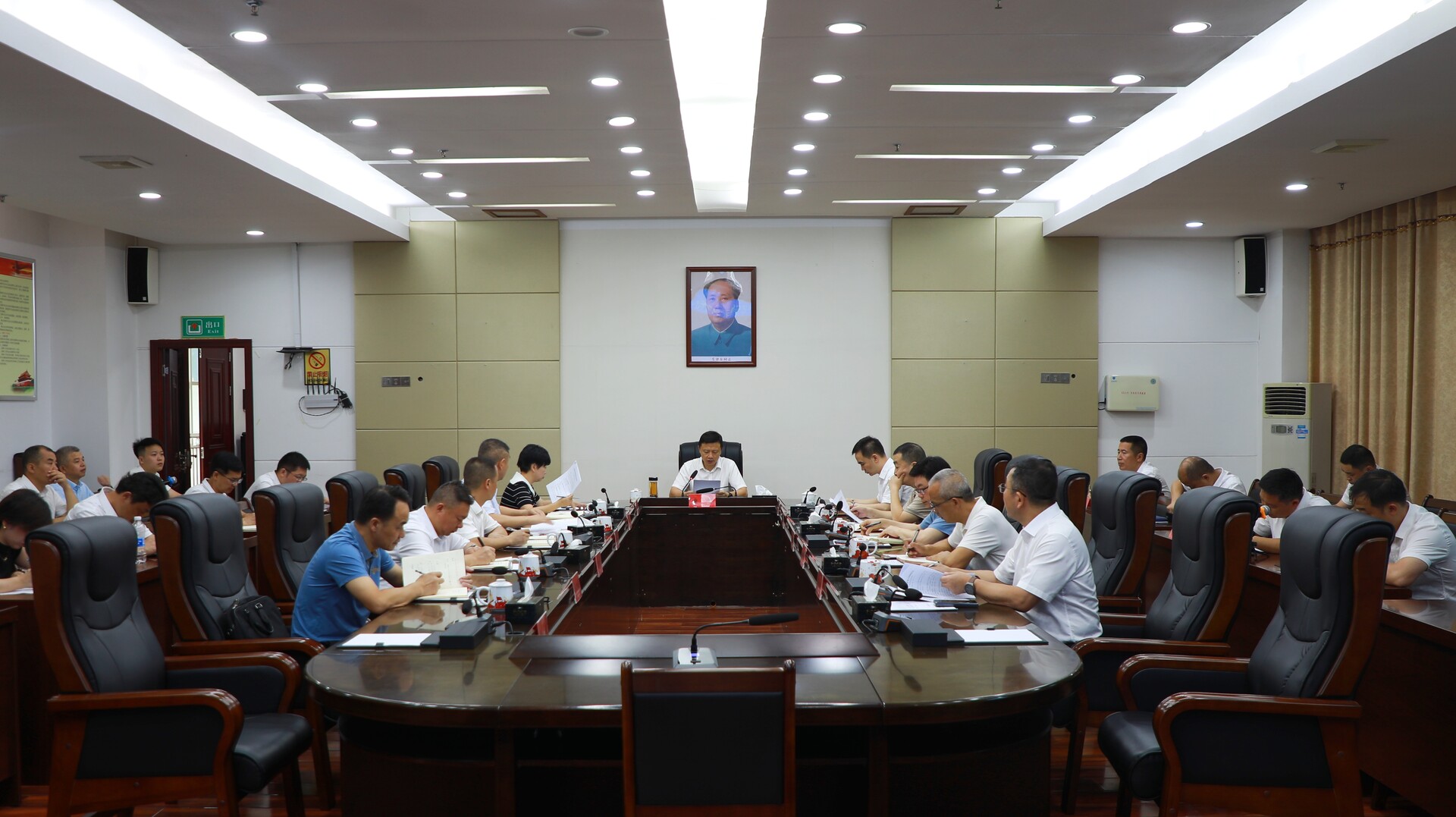 县委书记办公会专题研究粮食生产工作