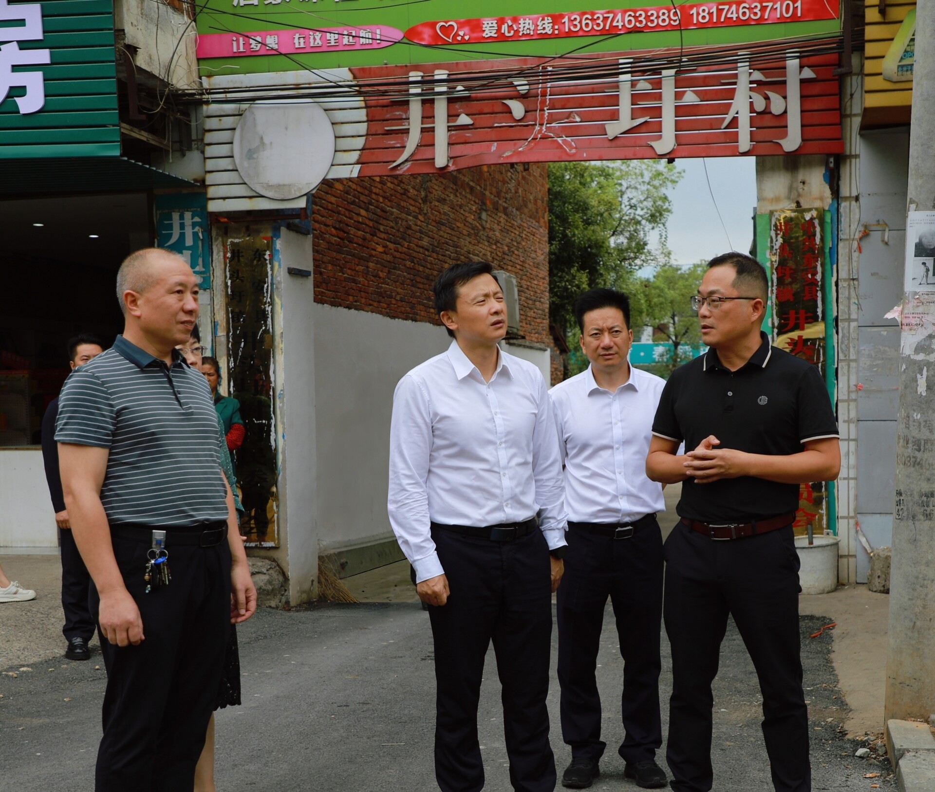 唐何调研重点建设项目工作