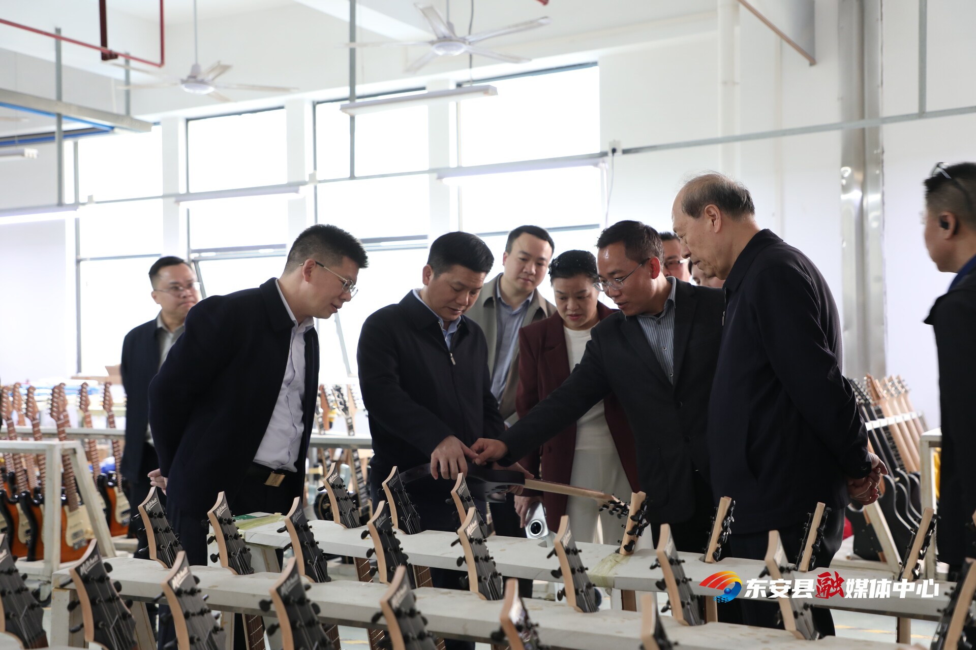 中国轻工业联合会、中国乐器协会来东安考察
