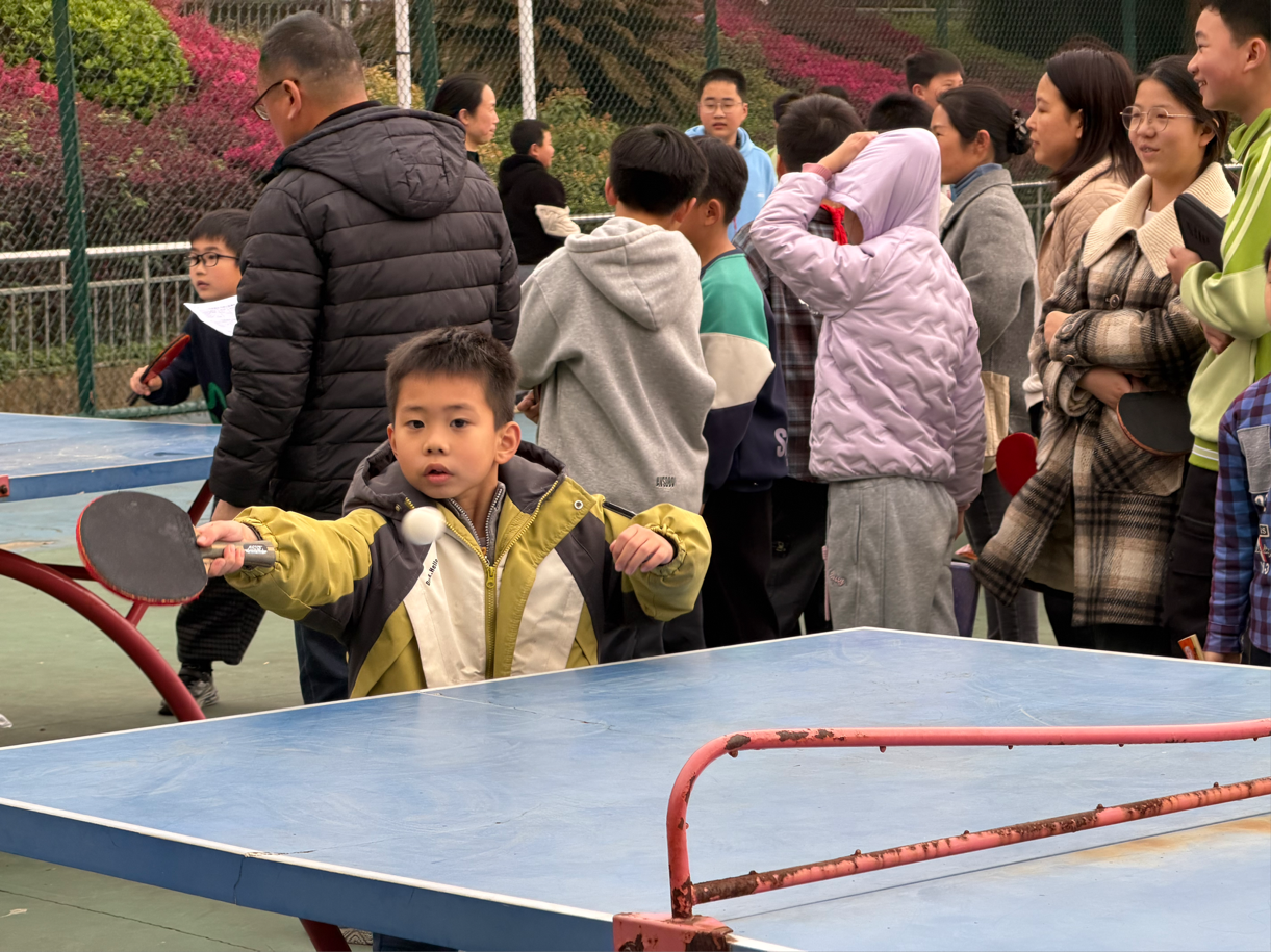东安县一小实验学校举办第二届乒乓球比赛