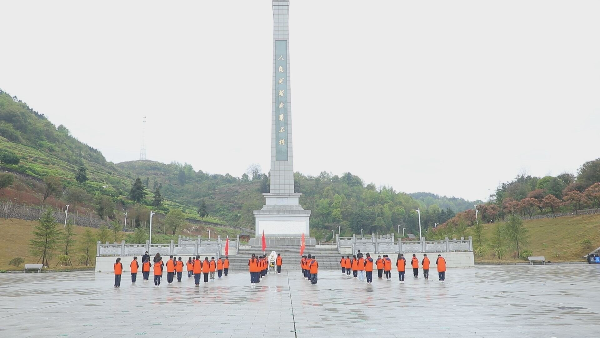 东安县舜德学校：清明祭英烈，丰碑励童心